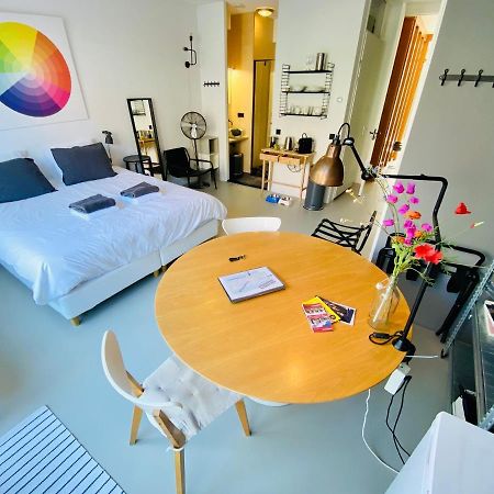 Private Studio With Free Car Parking Amesterdão Exterior foto